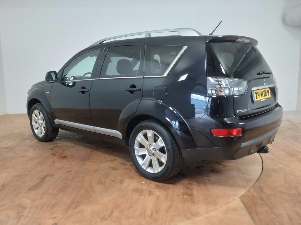 Mitsubishi Outlander 2.4 instyle | 7-persoons