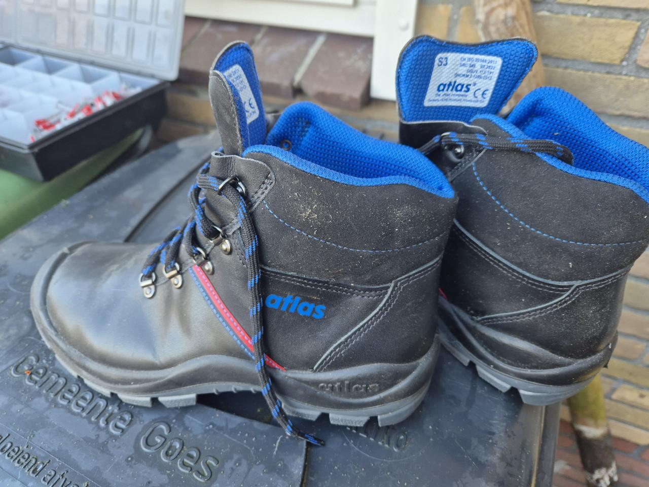 Werkschoenen maat 42