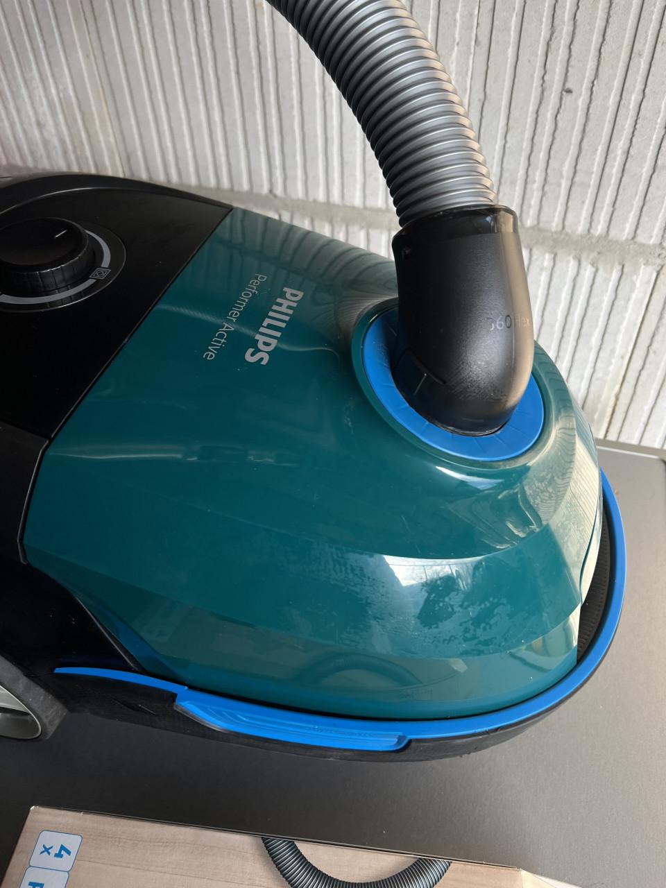 Als nieuwe Philips Performer Active FC8563/09 Stofzuiger  met zak