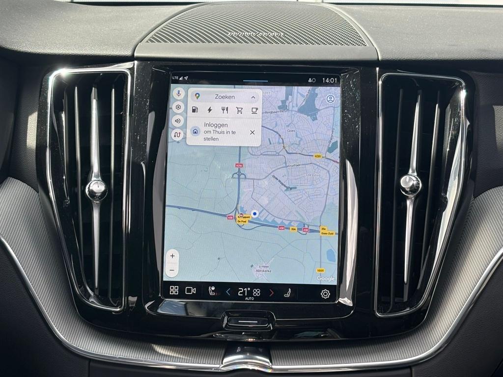 Volvo XC60 t6 398pk recharge black edition| panodak| 360camera| trekhaak| a