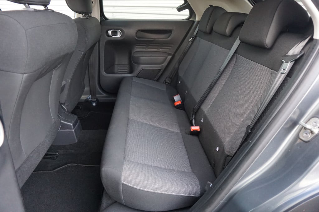 Citroen C4 Cactus 1.2 puretech shine airco / navi / carplay / elektr. ramen