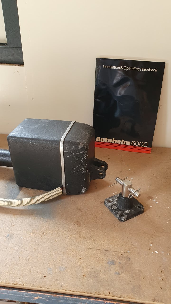 Stuurautomaat AUTOHELM 6000, onderdelen