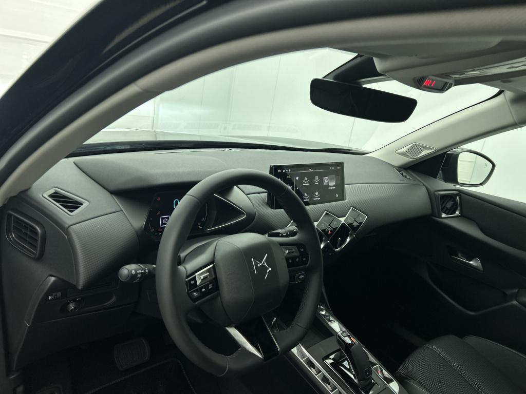 Ds Ds 3 hybrid 145 pk automaat ligne business | keyless entry | stoelverwar