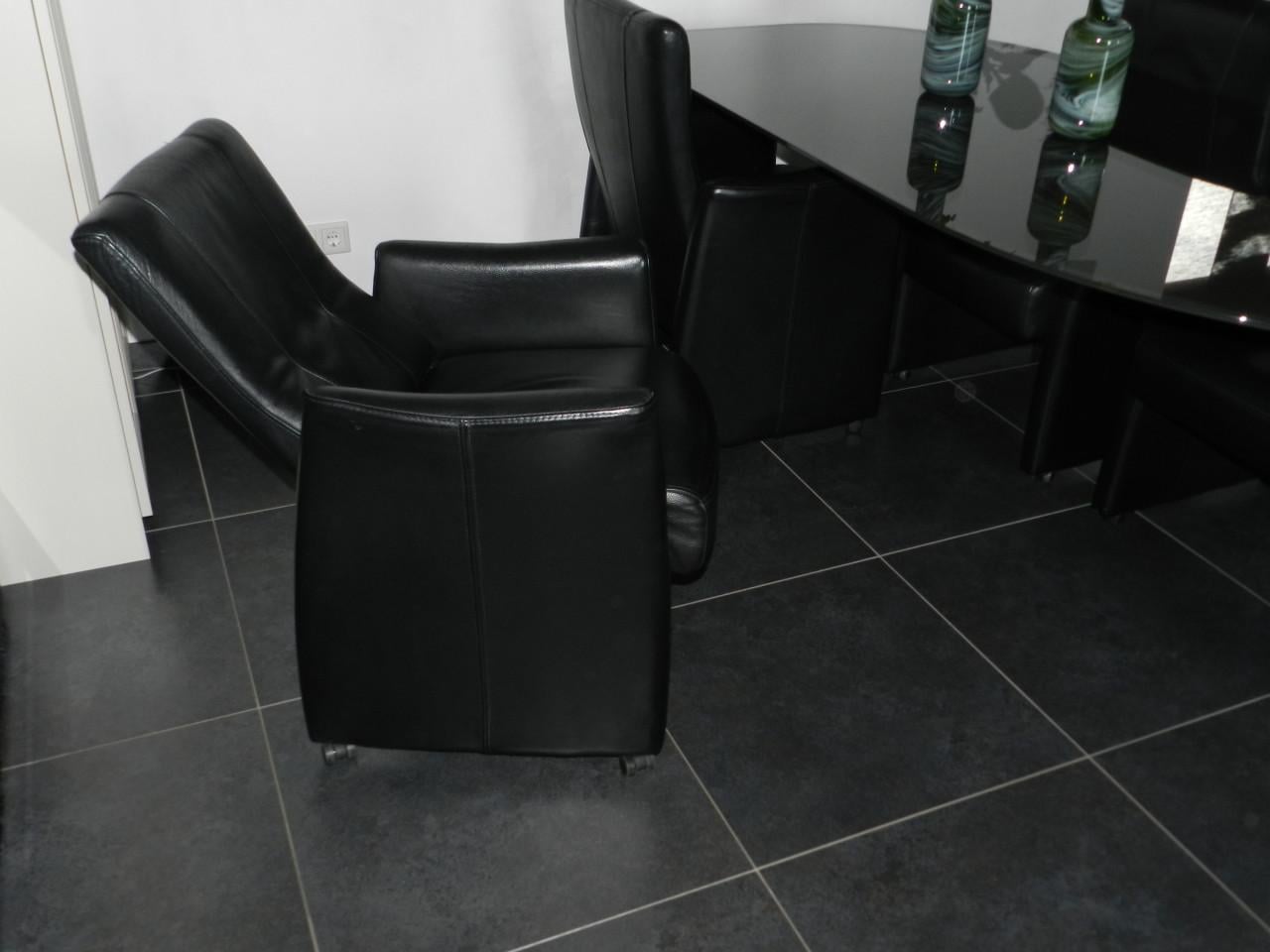 Lederen eethoek stoelen verstelbaar op wieltjes