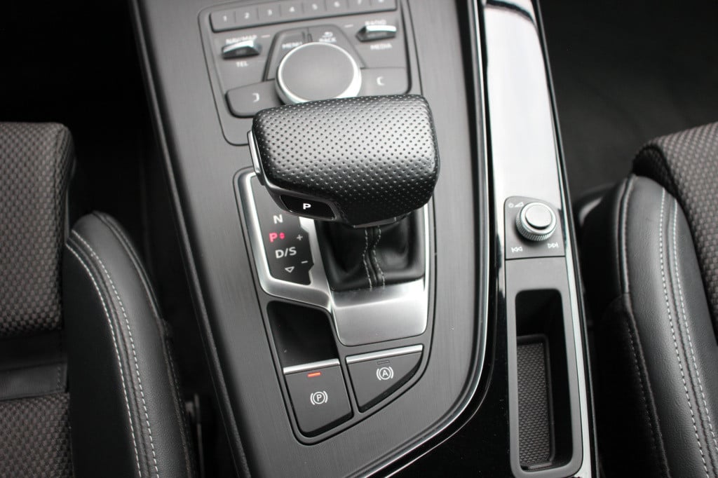 Audi A5 sportback 2.0 tfsi mhev sport s-line edition | pano. | 19'' | half 