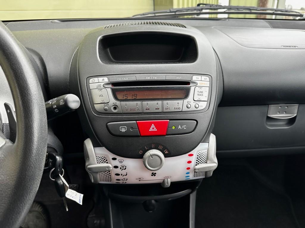 Peugeot 107 1.0 active automaat