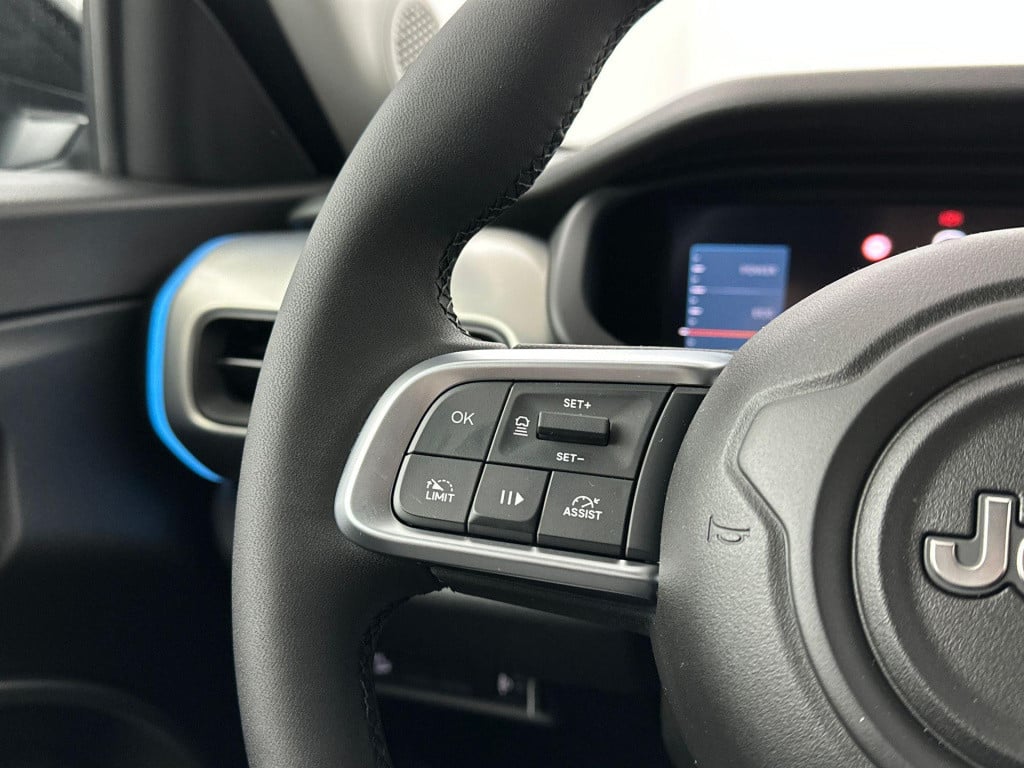 Jeep Avenger summit 54 kwh | van mossel voorraadvoordeel |
