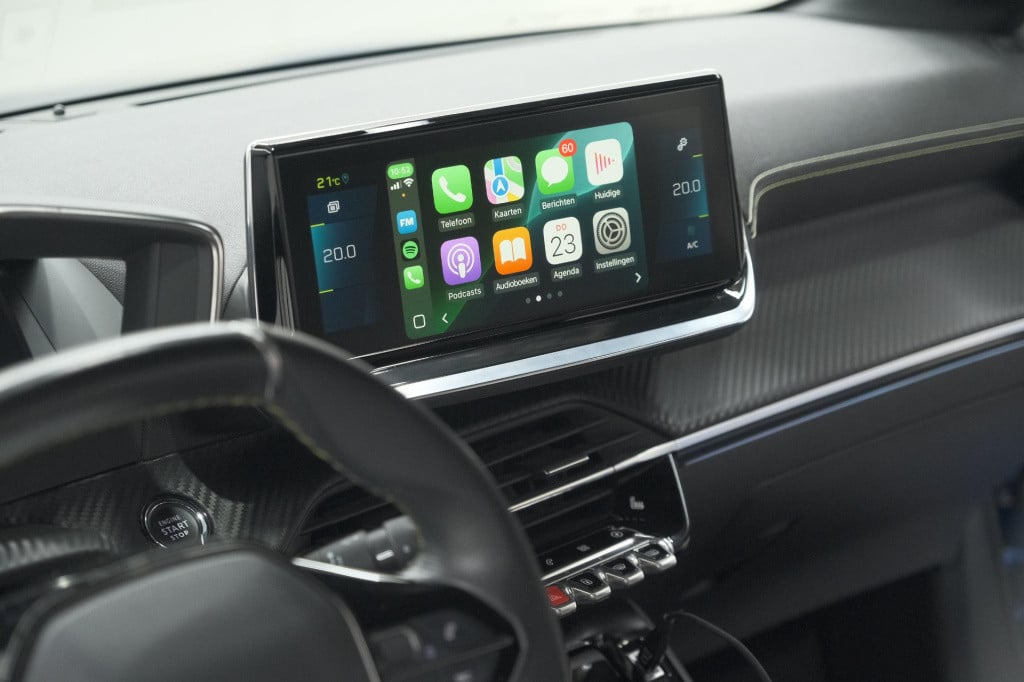 Peugeot 208 ev gt pack 50 kwh | camera | adapieve cruise control | stoelver
