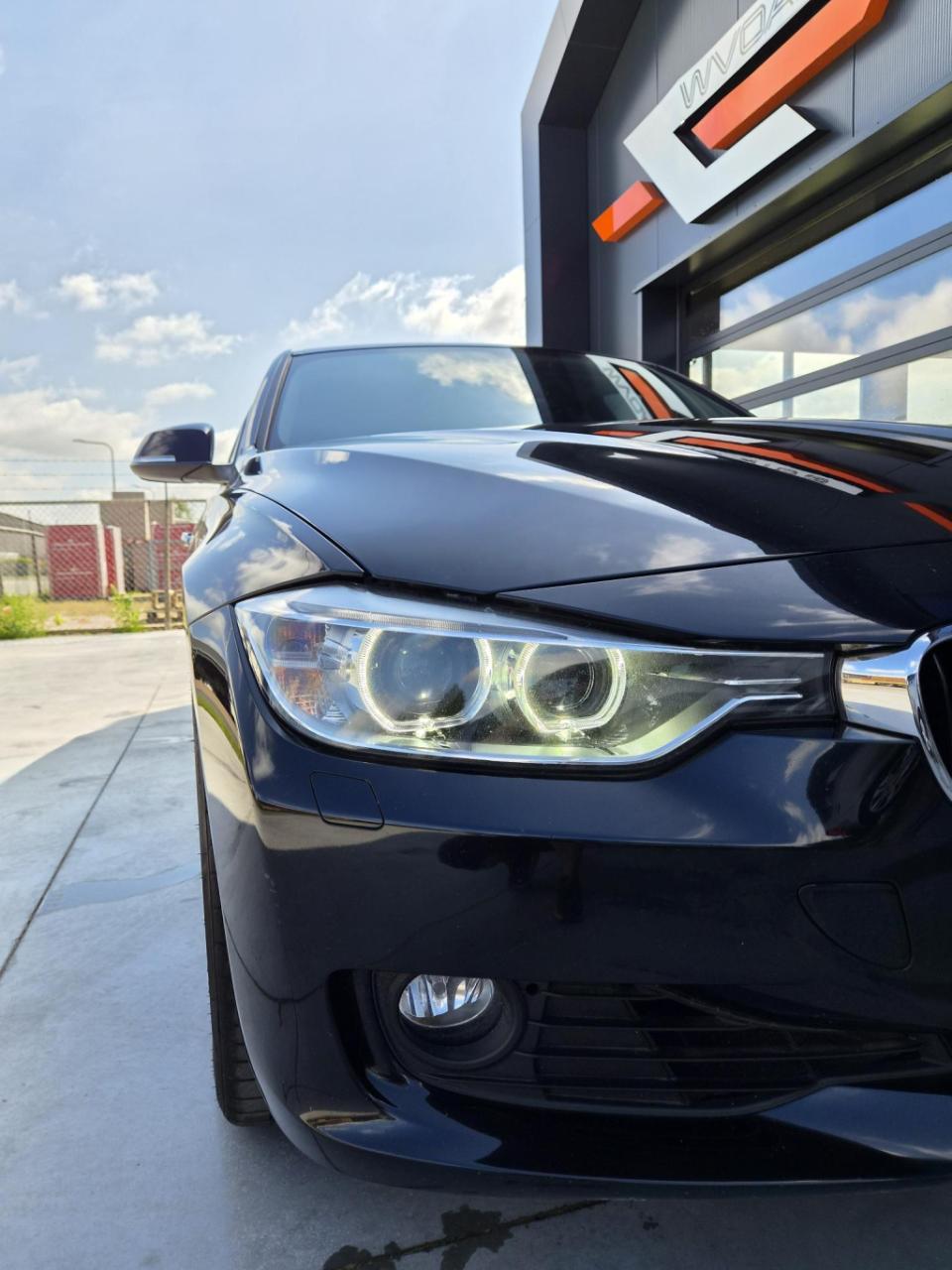 BMW 3-serie touring 320i executive