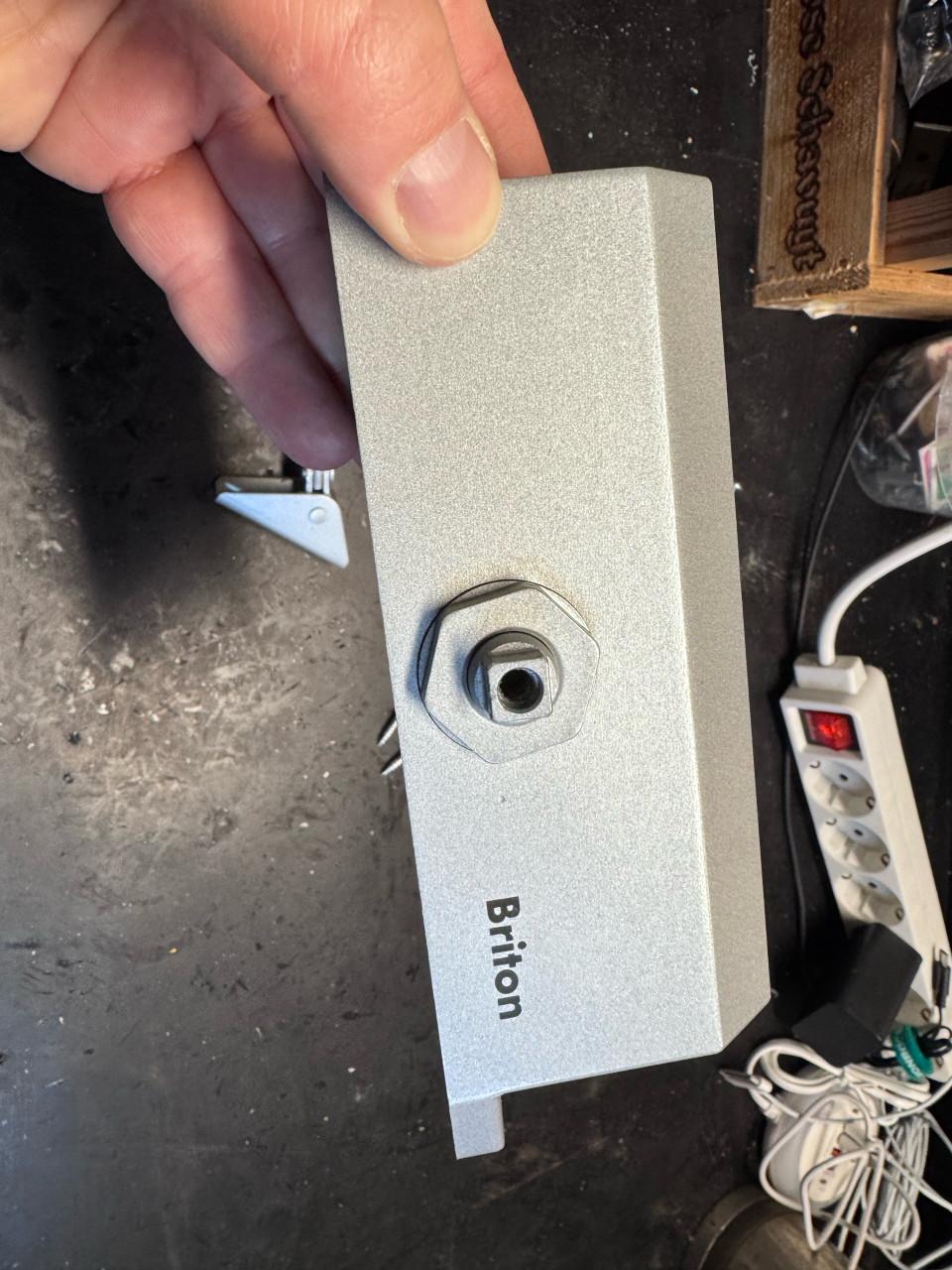 Briton deurdranger zgan