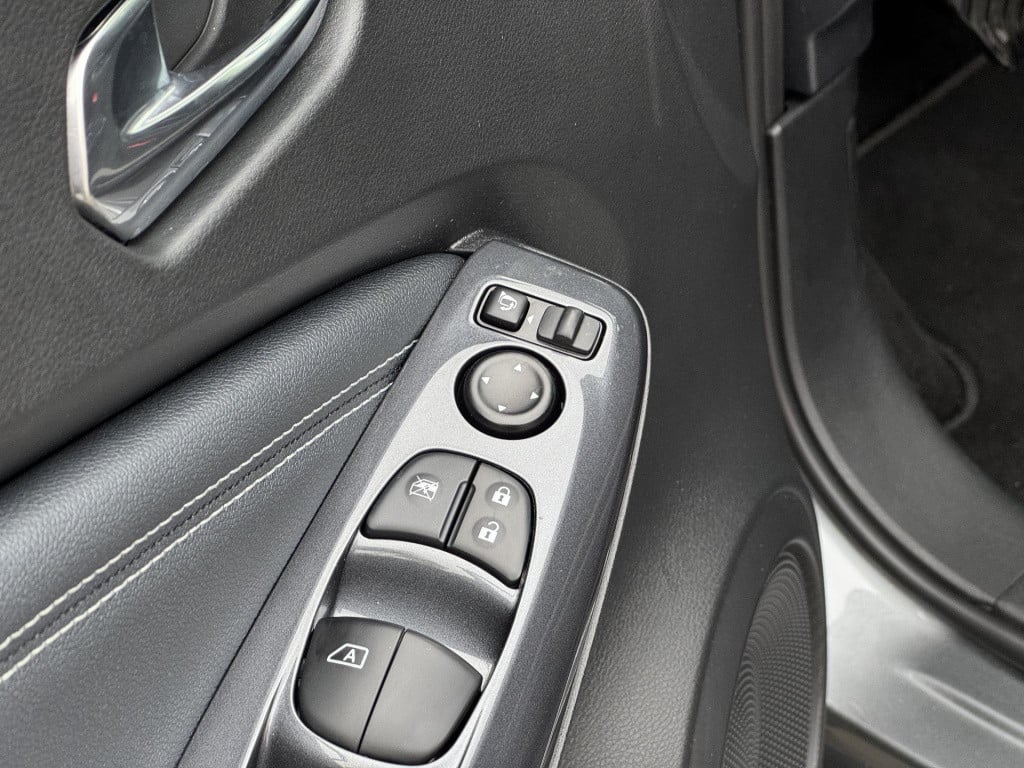 Nissan Juke 1.0 dig-t n-connecta trekhaak, lage km-stand!