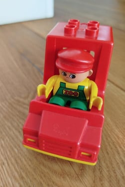 DUPLO ZOO AUTO. MET ZOO MEDEWERKER