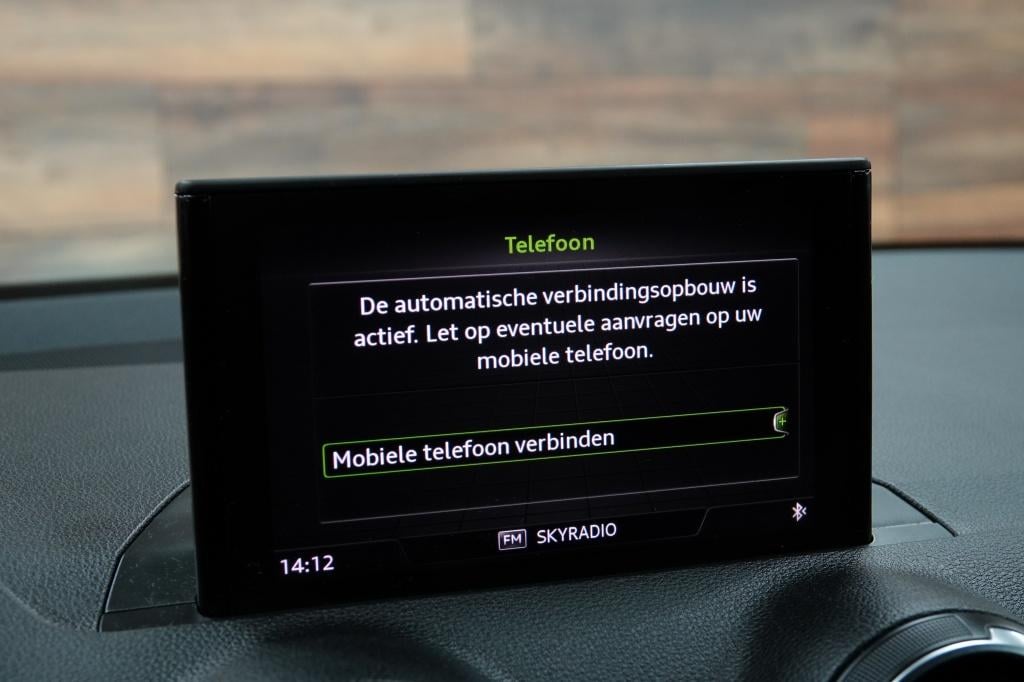 Audi Q2 1.0 tfsi sport | stoelverw. | led | pdc | 19" |