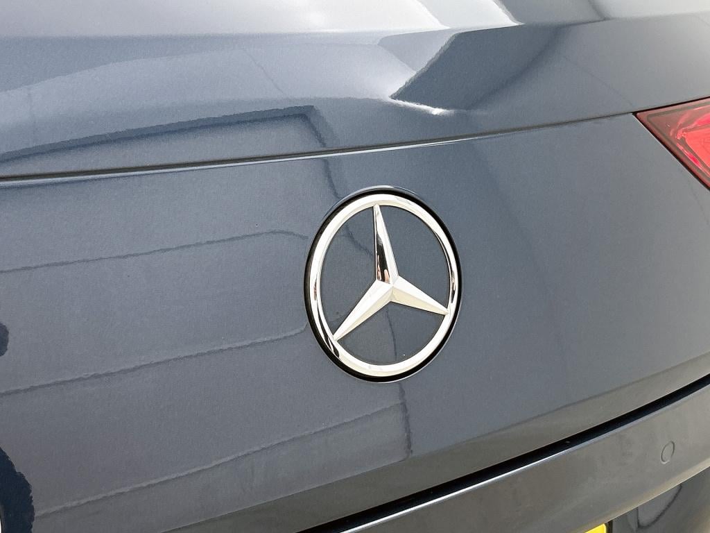 Mercedes-Benz Cla shooting brake 180 amg line | trekhaak | sfeerverlichting