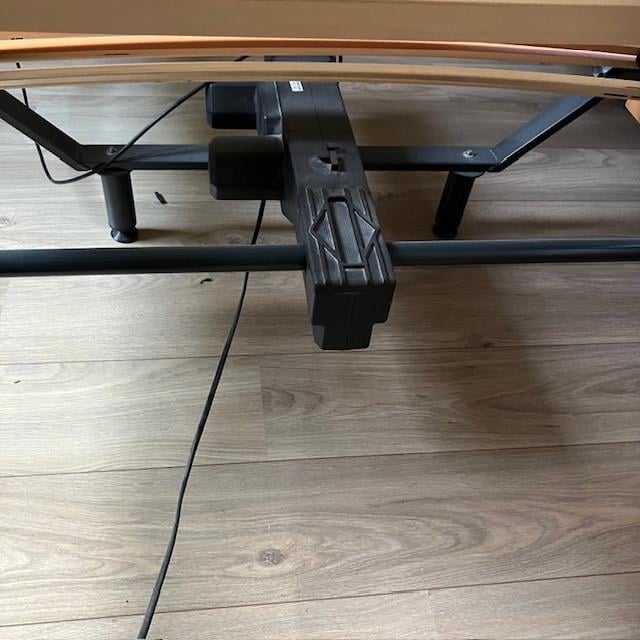 Bed met verstelbare lattenbodem ( direct beschikbaar )