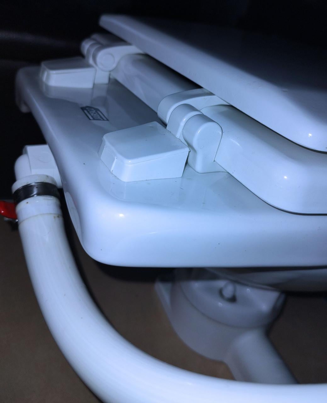 Te koop:  JABSCO Compact toiletpot