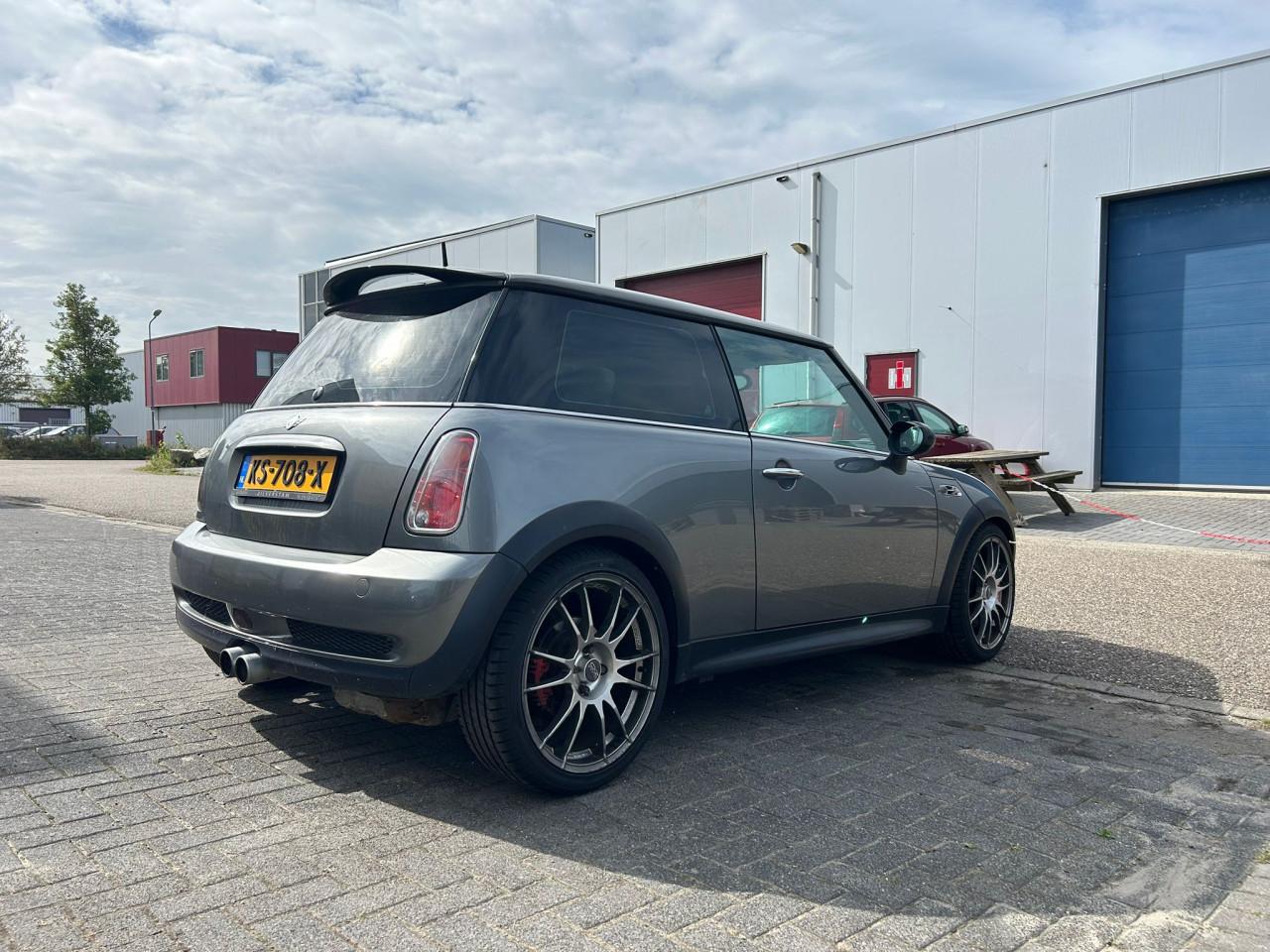 Mini 3-Deurs 1.6 Cooper S Chili Automaat/JCW Pakket/17" LM/Xenon/Lange APK