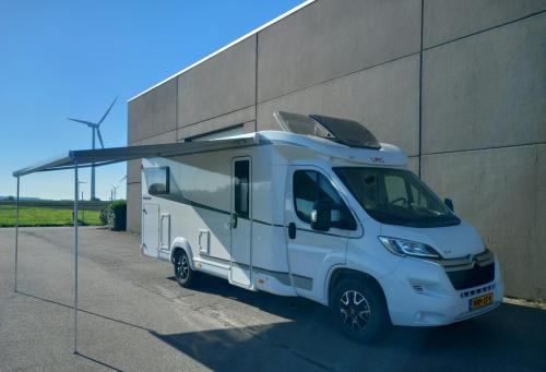 Wegens emigratie ,LMC T660 165pk lengtebedden hagelbestendig Juni 2025  .