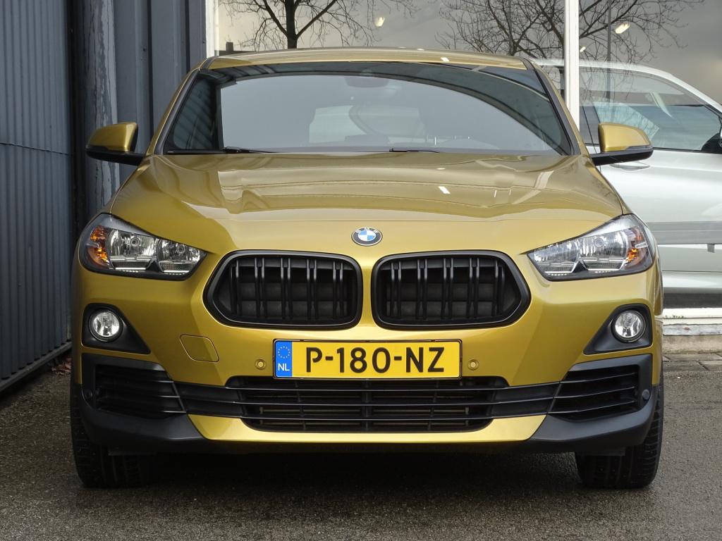 BMW X2 sdrive20i high executive | hud | camera | afn. trekhaak | 19"