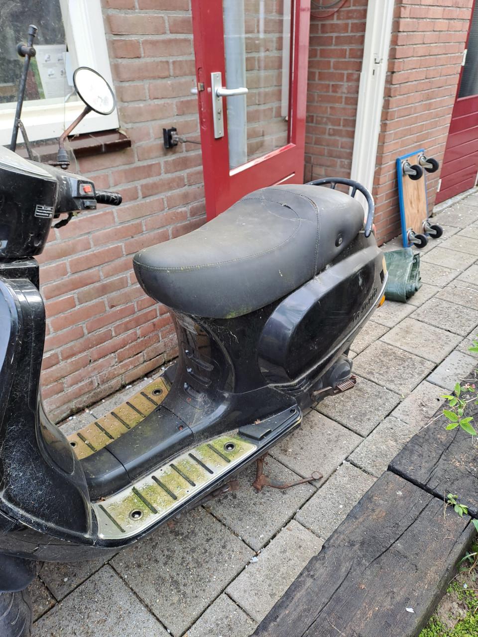 LaSouris scooter