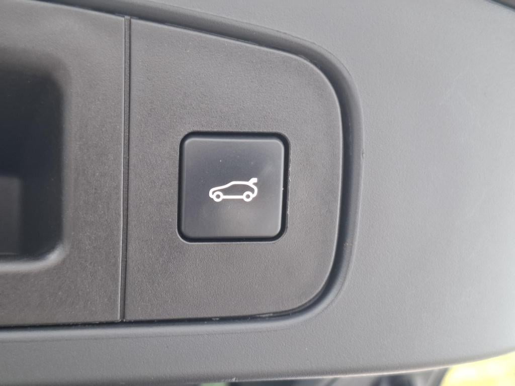 Citroen C5 X 130 eat8 automaat business plus leder/clim/nav/cam