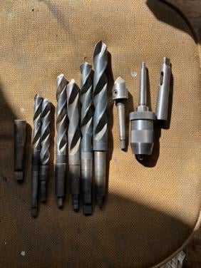 Partijtje grote boren23;19,5;19;17;13mm afbramer; en bijna nieuwe zelfspan