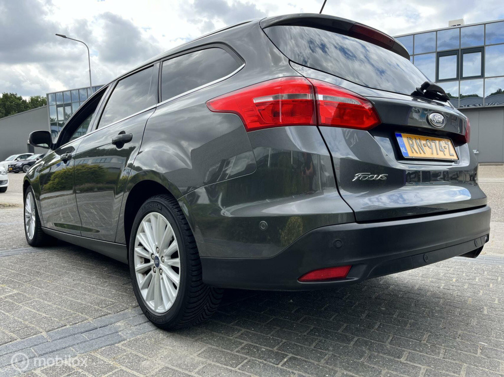 Ford Focus wagon 1.5 titanium 183pk !