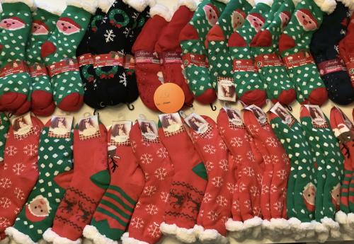 Partij leuke fluffy huissokken. ( partij 251)