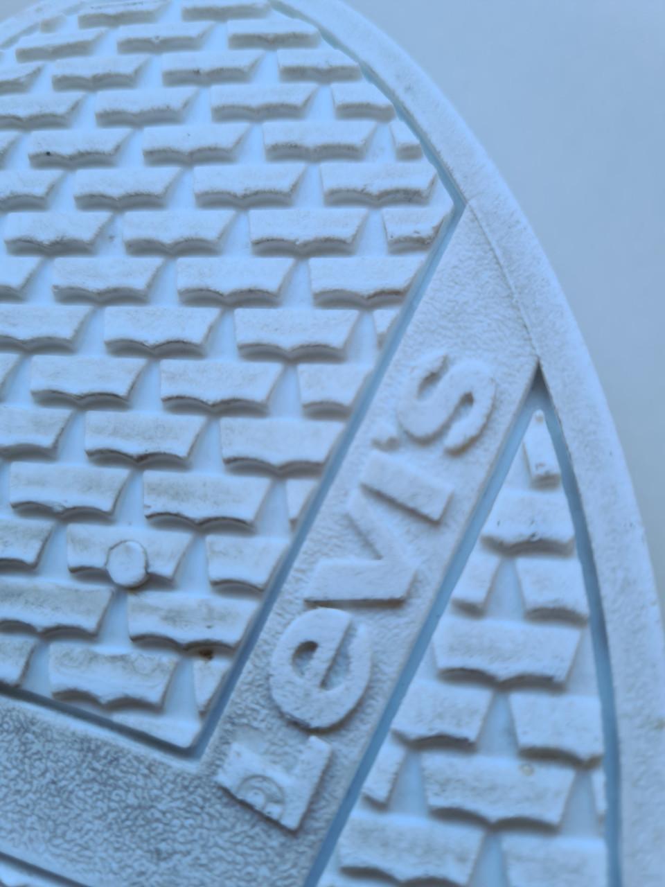 Nieuw ! Witte sneakers van Levi's Maat 41 / Maat 8