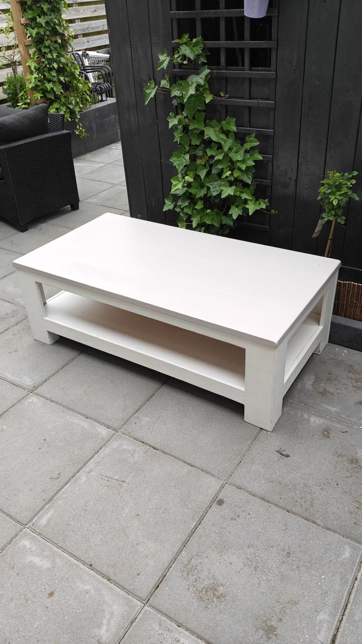 Stevige salontafel