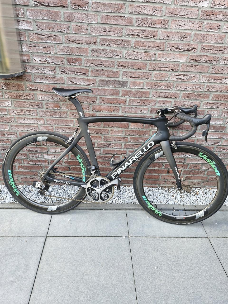 Pinarello dogma F8 full carbon, maat 54/55