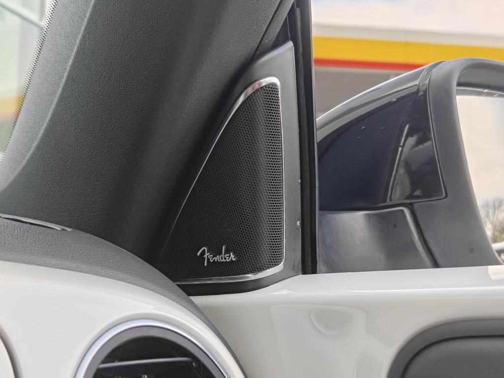 Volkswagen New Beetle cabriolet 1.4 tsi sport fender/clima/cruise