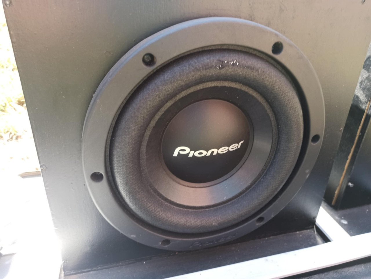 Radio Sony, speakers Axton, blaupunkt GTA 4 special