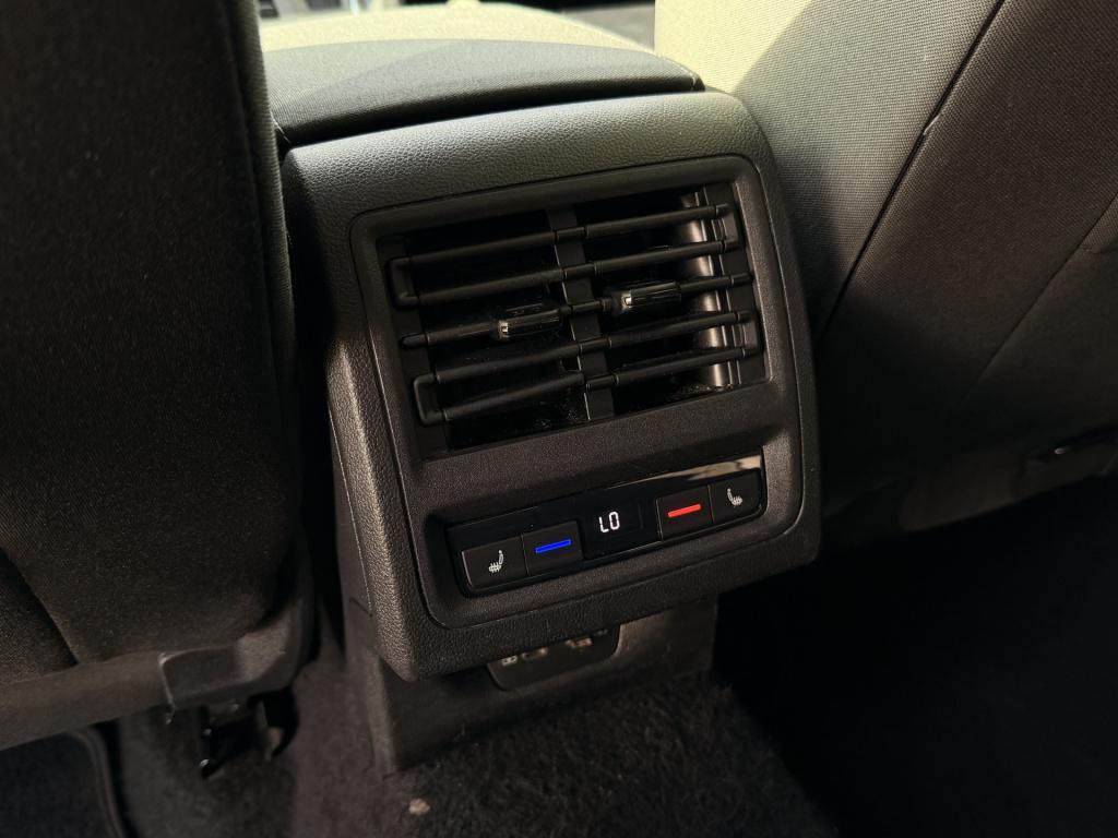 Volkswagen Golf 1.5 etsi 1st. edition 150pk | pano | acc | memory | massage