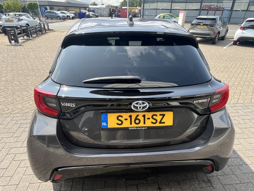 Toyota Yaris | net binnen | 1.5 hybrid executive | leer | head-up display |