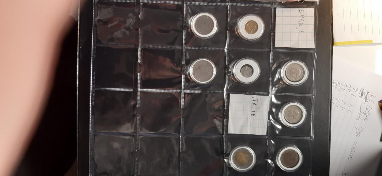 Map met oude munten buitenland