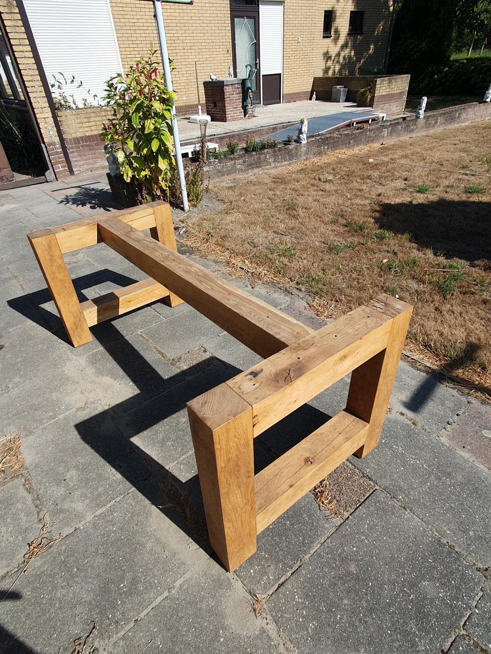 Massief eiken tafelonderstel. 170-78-70