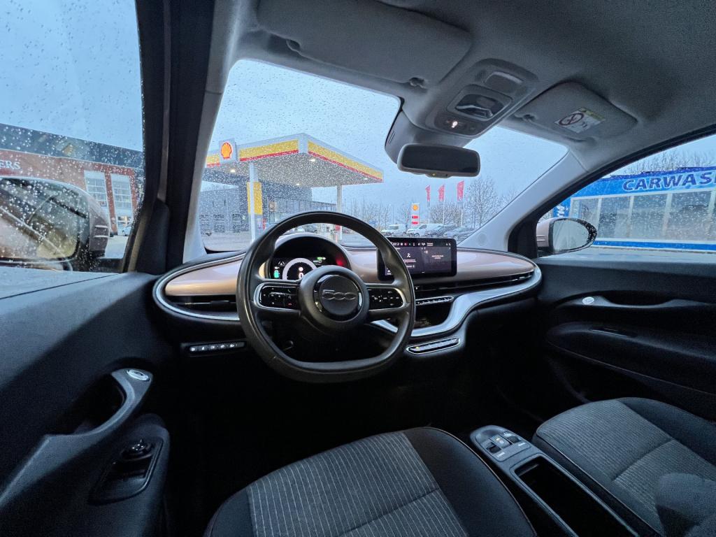 Fiat 500 icon 42 kwh | apple/ android carplay | camera | nav | cruise contr