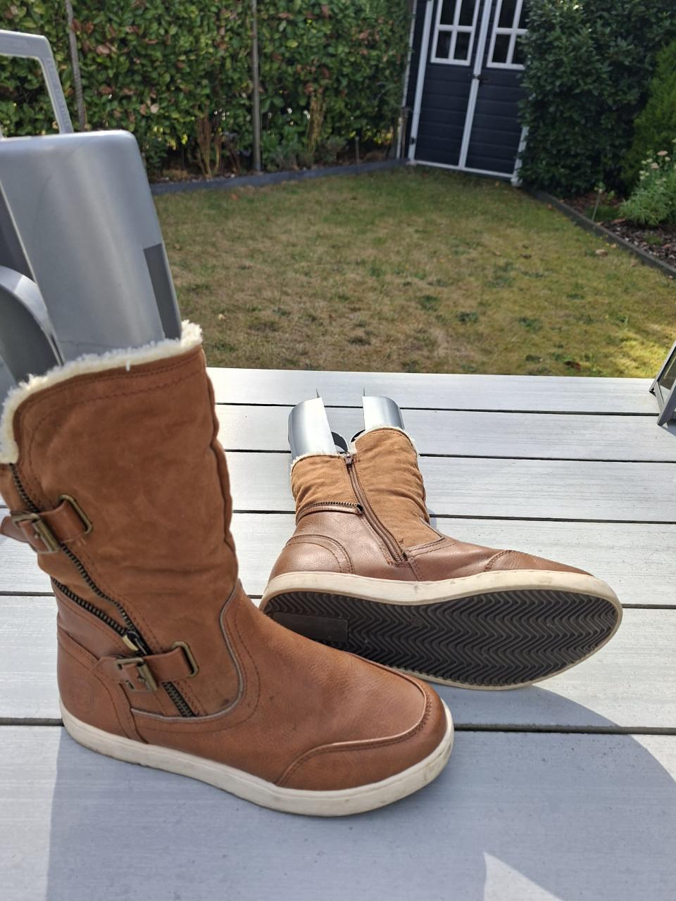 Dameslaarsjes winter maat 40