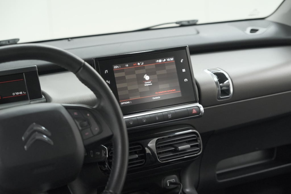 Citroen C4 Cactus puretech 110 business | trekhaak | apple carplay | parkee
