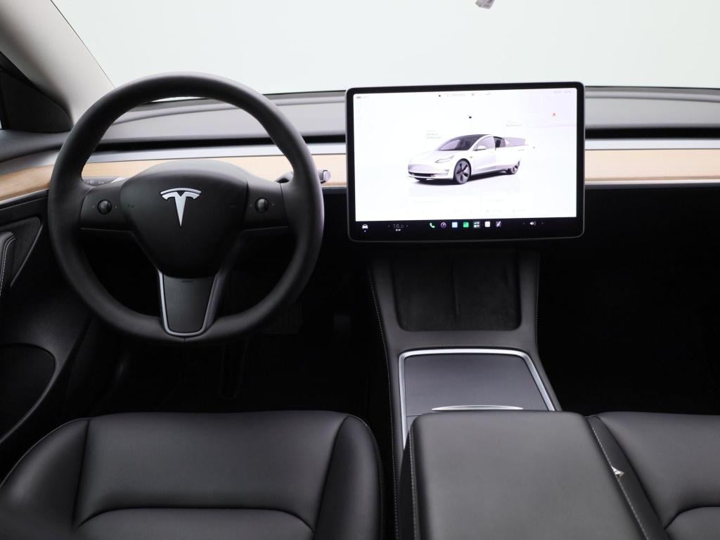 Tesla Model 3 long range rwd 75 kwh | trekhaak | warmtepomp | automaat | pa
