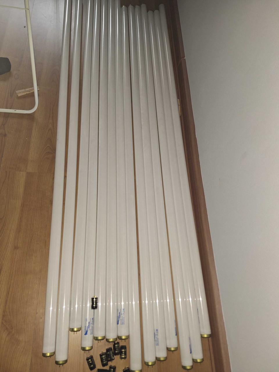 14x Lamp Zonnebank lengte 176 inc. starters