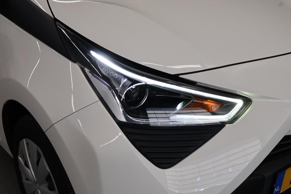 Toyota Aygo 1.0 vvt-i x-fun