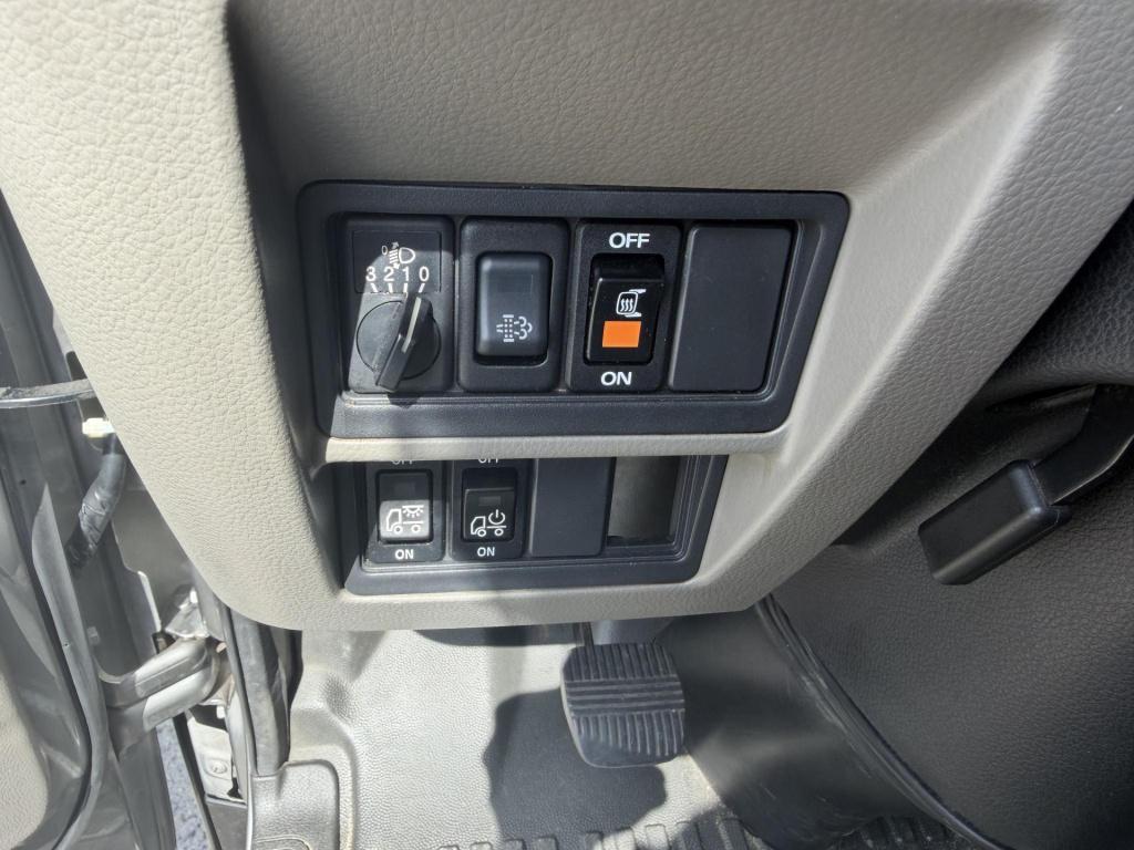 Nissan Onbekend nt400 35.15 3.0 dci tijhof oprijwagen luchtremmen