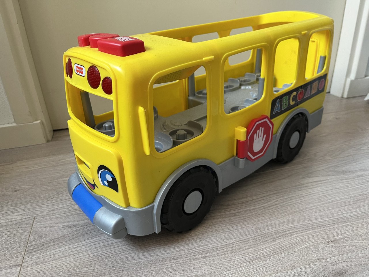Schoolbus fisher price