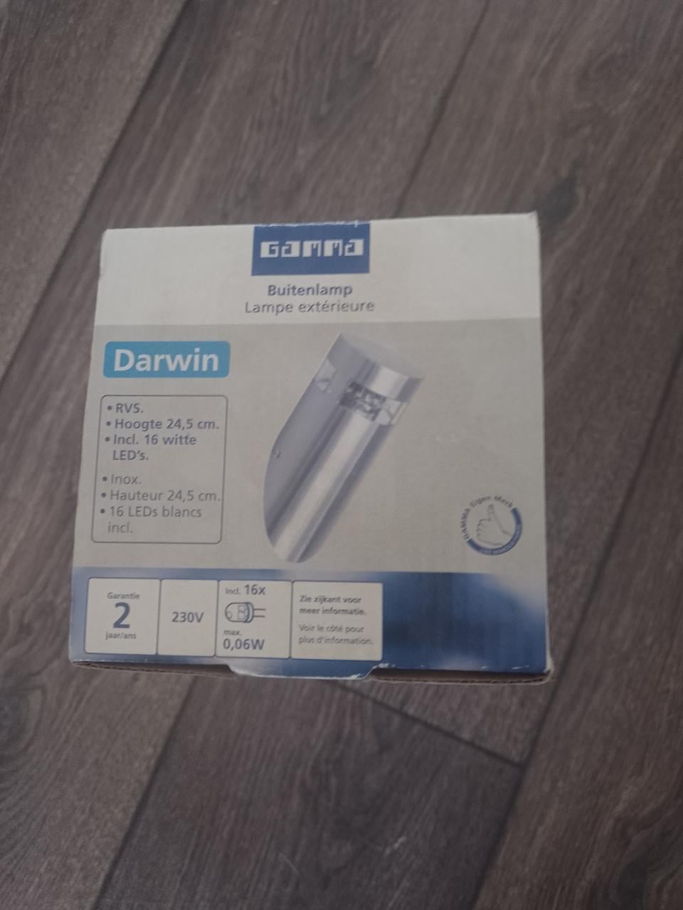 Gamma buitenlamp Darwin, led, rvs, nieuw in doos.
