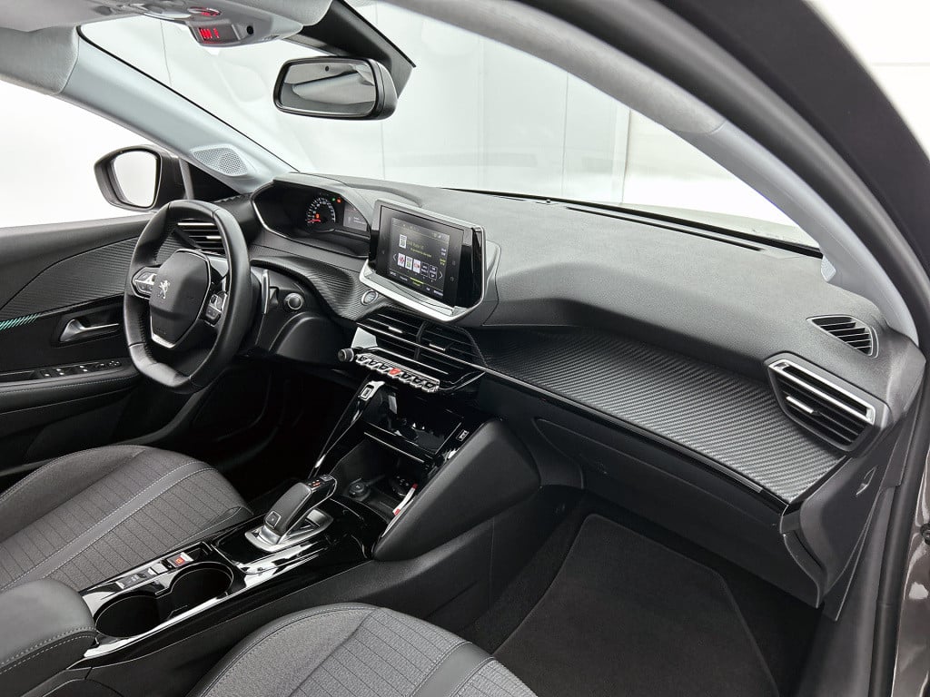 Peugeot 208 100 pk automaat allure | rijklaar | navi | camera | lm velgen |