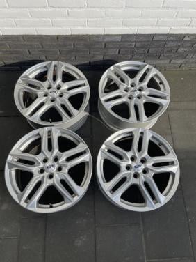 Originele Ford Mustang Mach-E 18" lichtmetalen velgen