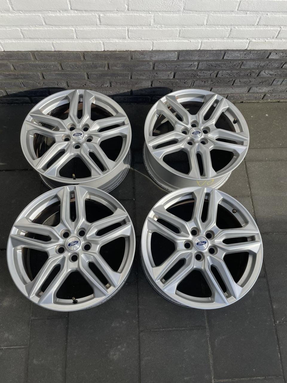 Originele Ford Mustang Mach-E 18" lichtmetalen velgen