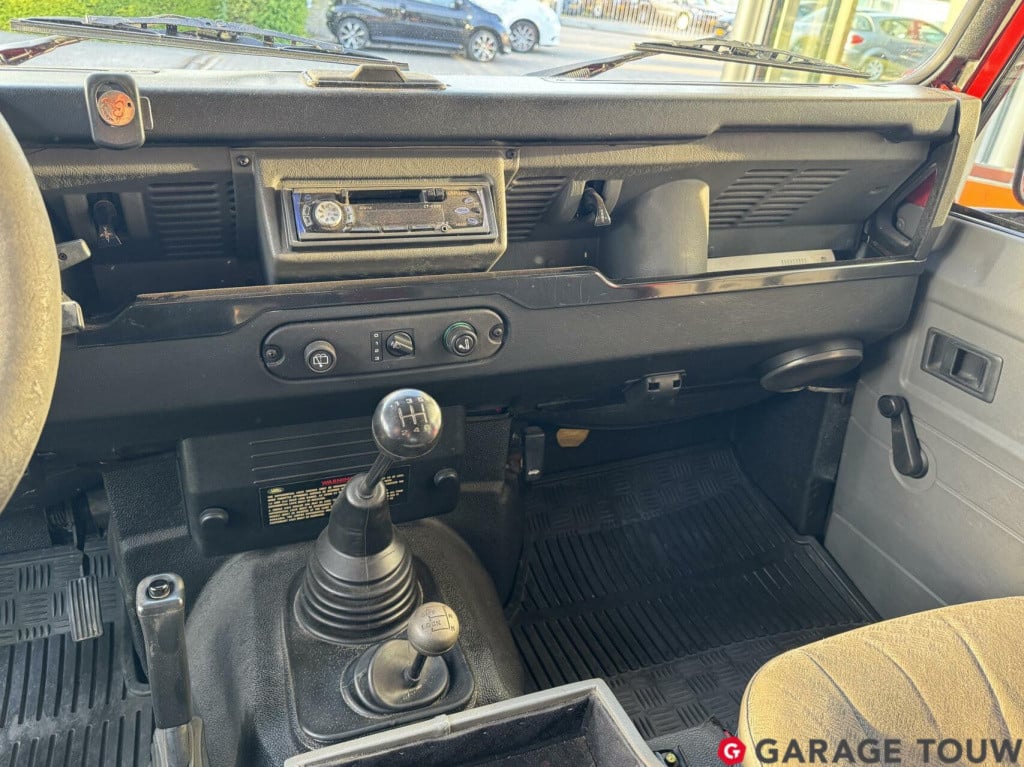 Land Rover Defender 2.5 td5 110" hard top